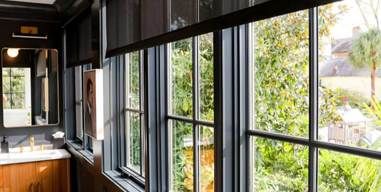 Black Bathroom Shades FI